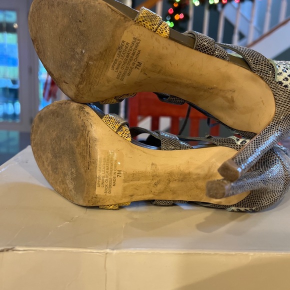 Banana Republic Laney Lace-Up Booties Sz 7 Mixed Print - Picture 5 of 6